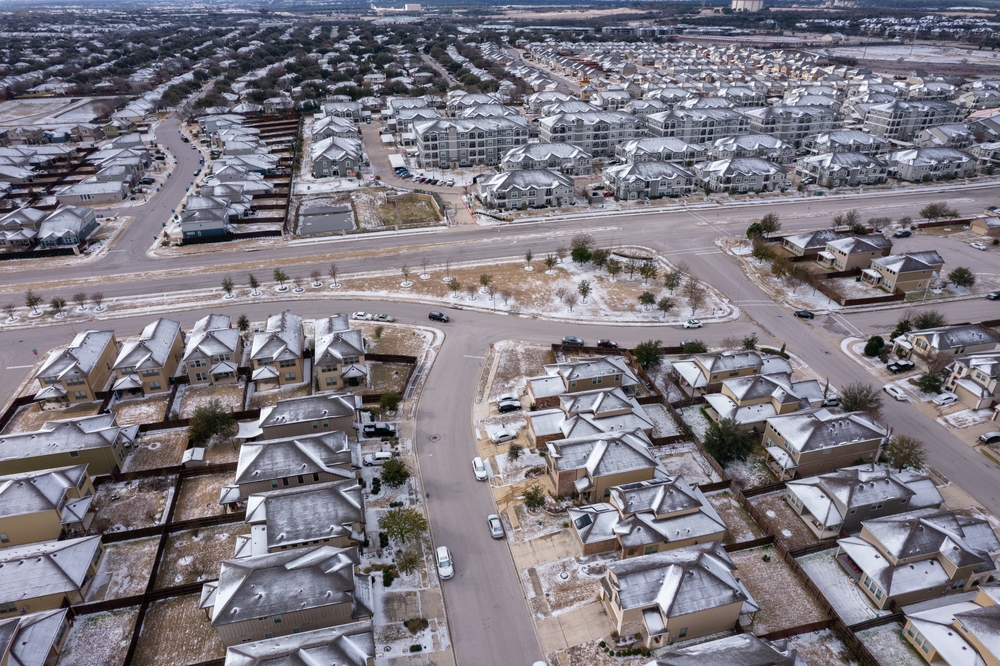 Austin,Texas,Suburb,Neighborhood,Covered,In,Ice,And,Snow,After